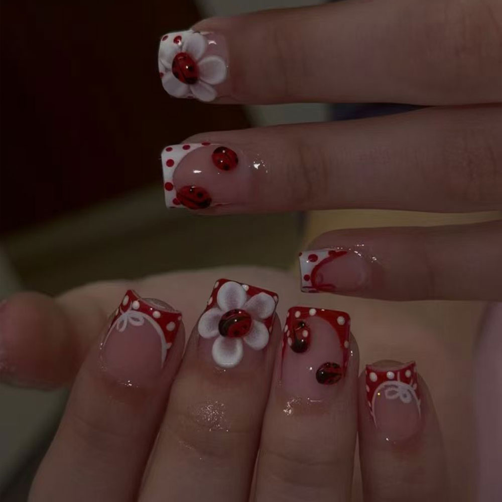 24 Pieces Per Set. Rectangular - Nail Art Halal 评论和价格